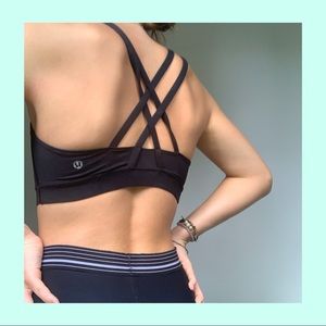 LULULEMON sports bra